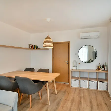 Διαμέρισμα Urban Flat 4 Guests With Ac *