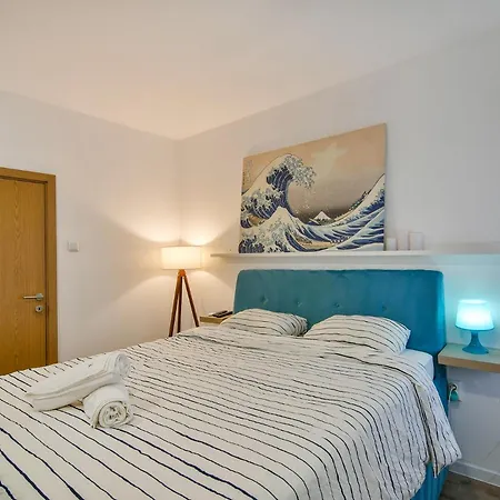 Urban Flat 4 Guests With Ac Apartment