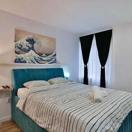 Urban Flat 4 Guests With Ac Βάρνα