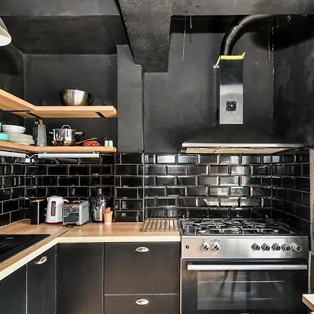 Urban Flat 4 Guests With Ac Διαμέρισμα *